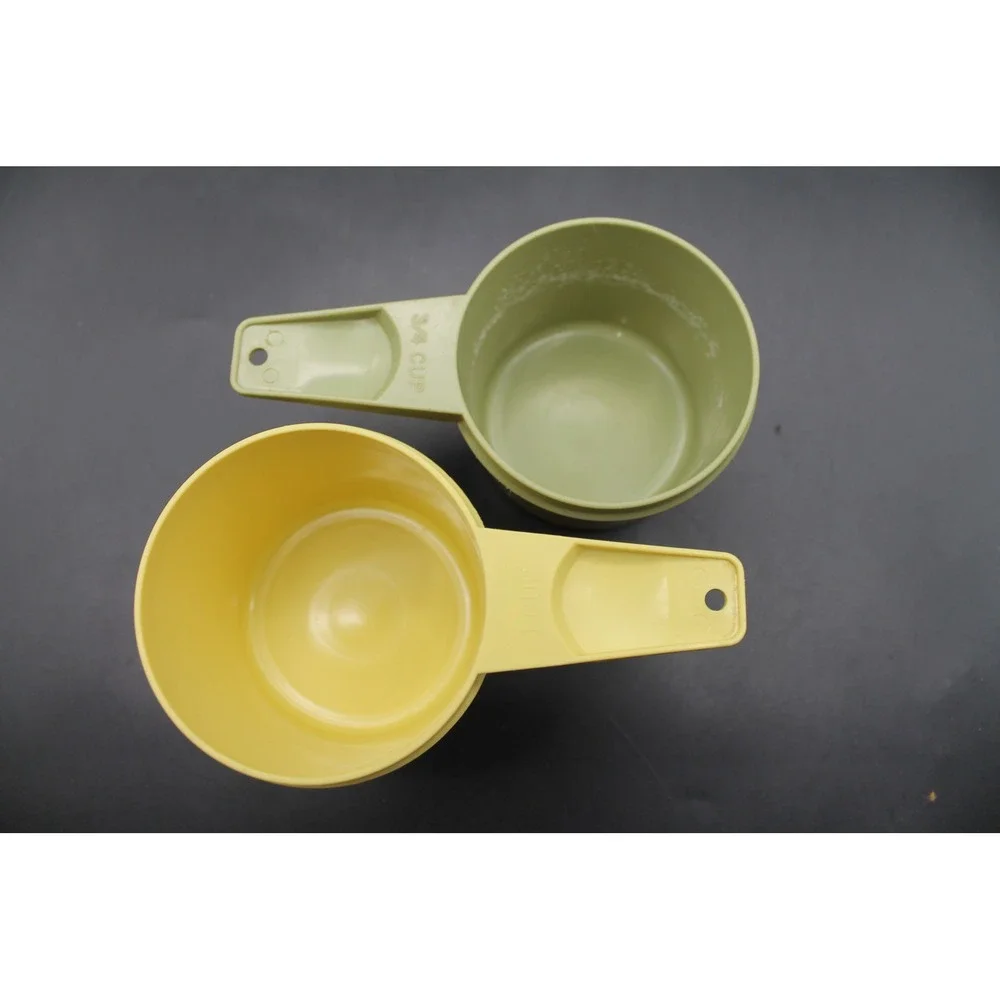 Vintage Tupperware Measuring Cups Set of 6 Green Yellow Nesting Cups